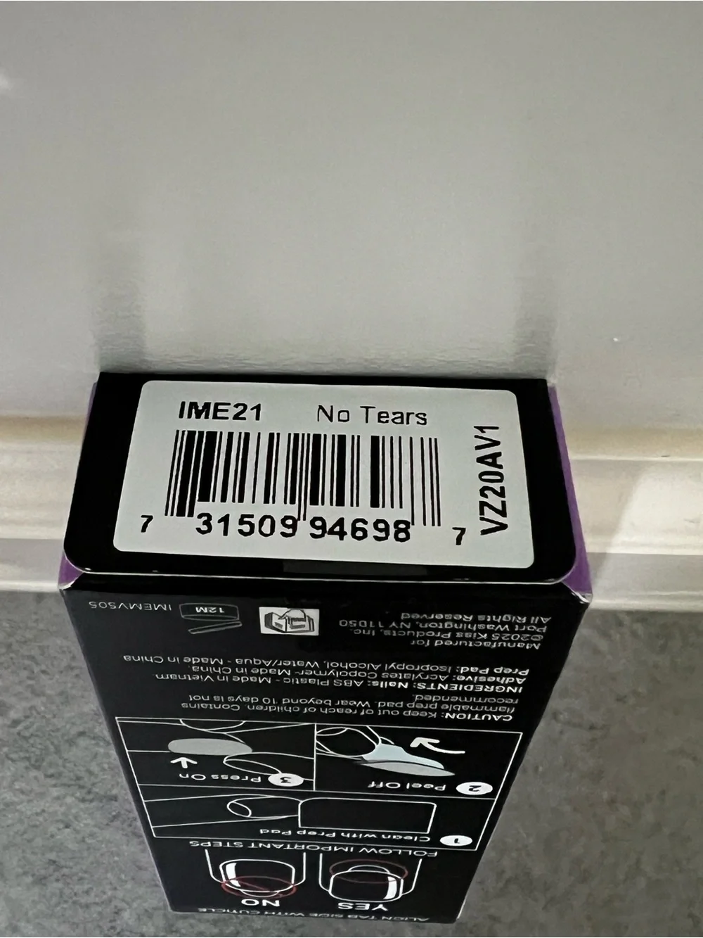 NIB imPress Premium Press-On Fake Nails in No Tears French